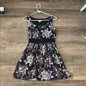 Xhilaration Black and White Floral Dress